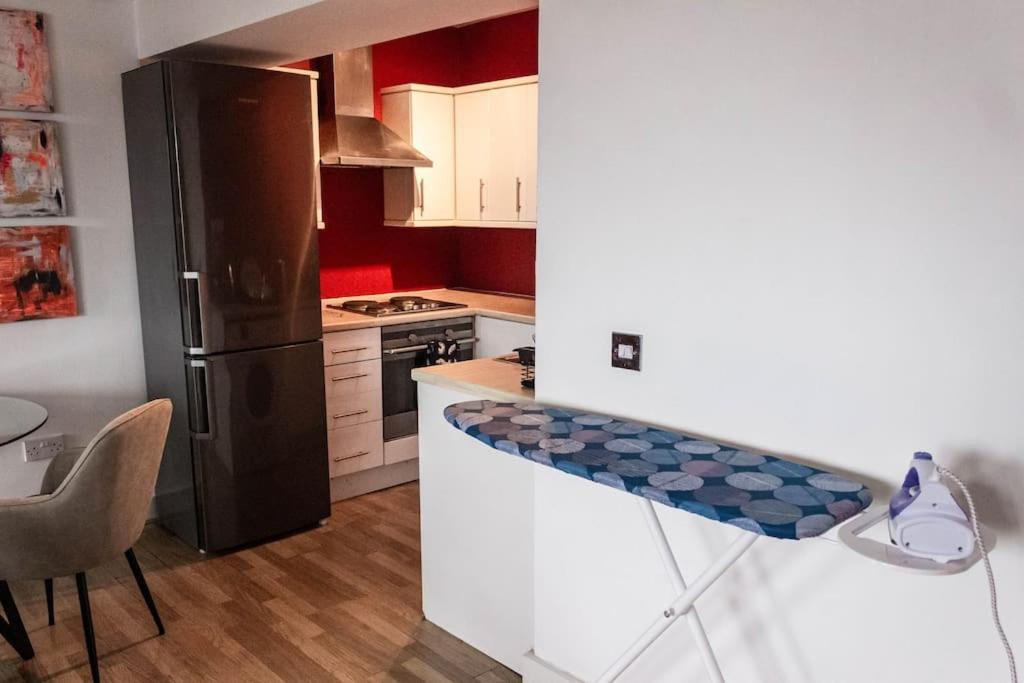 Cozy And Modern 2-Bed Apartment Swansea Ngoại thất bức ảnh