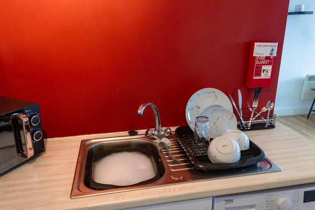 Cozy And Modern 2-Bed Apartment Swansea Ngoại thất bức ảnh